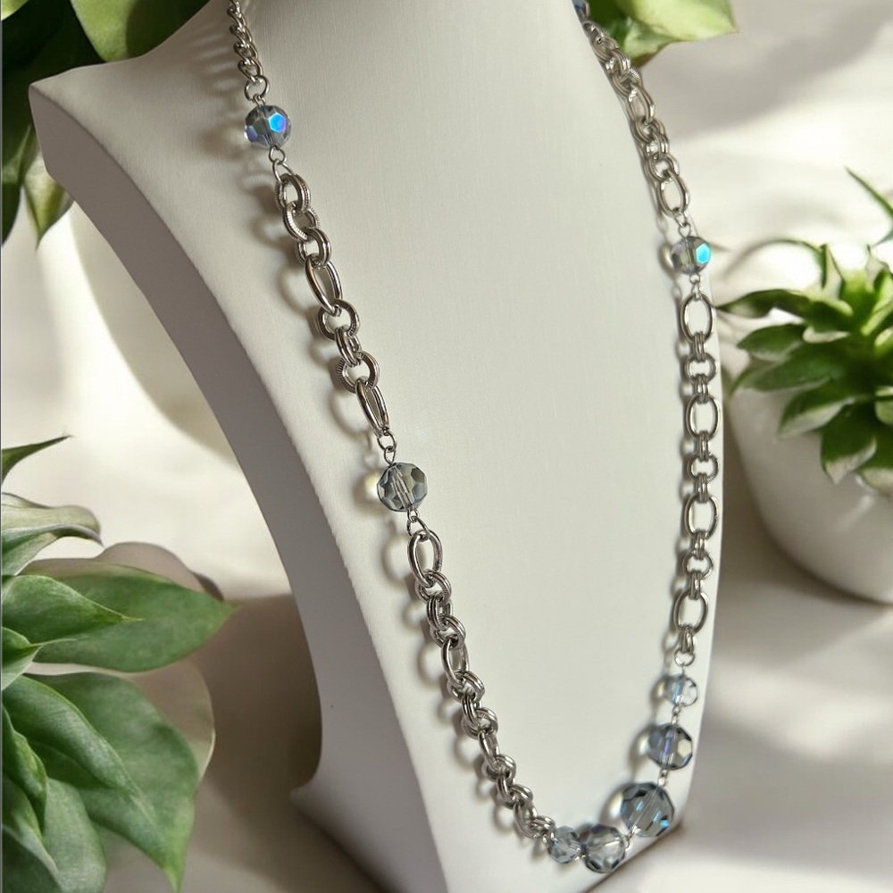 Elegant Silver Necklace wit Iridescent Glass Bead Accents.